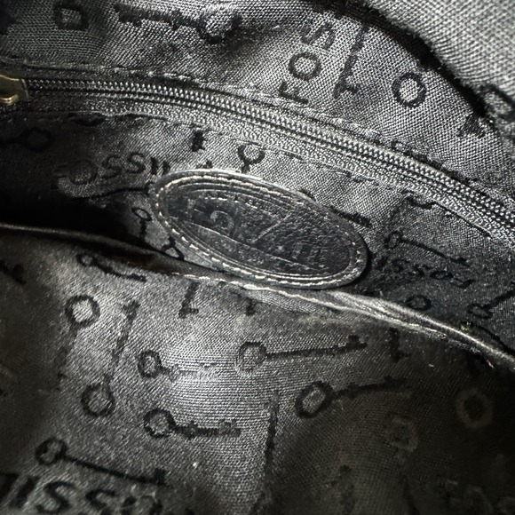 Fossil Maddox Black Leather Zipper Closure Credit Card Crossbody Bag - Picture 4 of 6